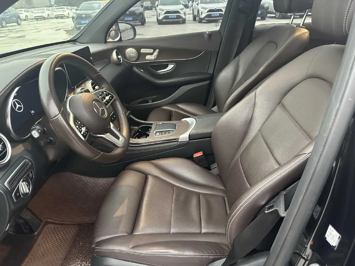 2021 Mercedes-Benz GLC Class 2.0T 197HP L4 9AT,autocango,china used car exporter,china ev exporter,chinese used car exporter,chinese used ev exporter