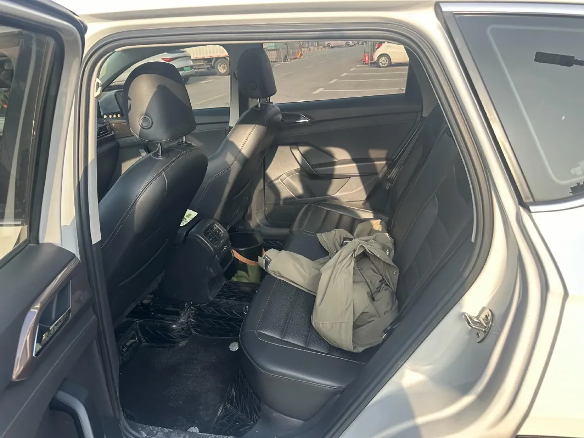 2021 Volkswagen Tharu 1.4T 150HP L4 7DCT,autocango,china used car exporter,china ev exporter,chinese used car exporter,chinese used ev exporter