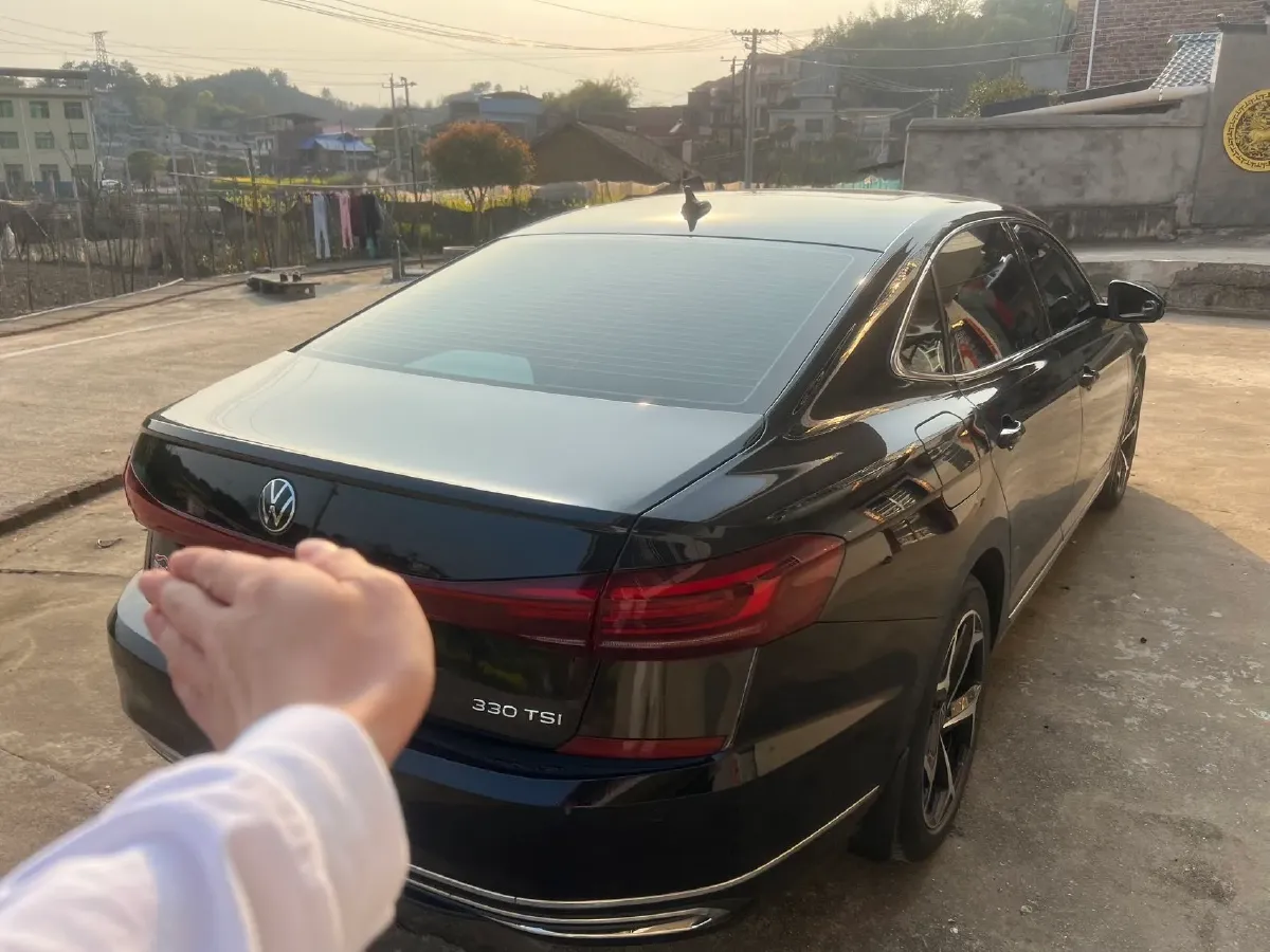 2024 Volkswagen Passat 2.0T 186HP L4 7DCT,autocango,china used car exporter,china ev exporter,chinese used car exporter,chinese used ev exporter