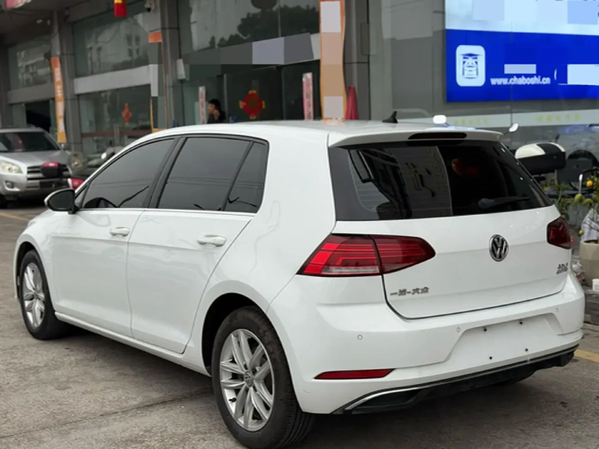 2019 Brilliance Auto V7 1.8T 231HP L4 7DCT,autocango,china used car exporter,china ev exporter,chinese used car exporter,chinese used ev exporter