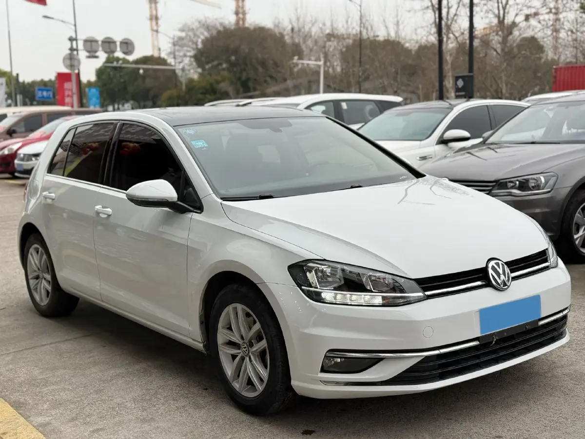 2019 Brilliance Auto V7 1.8T 231HP L4 7DCT,autocango,china used car exporter,china ev exporter,chinese used car exporter,chinese used ev exporter