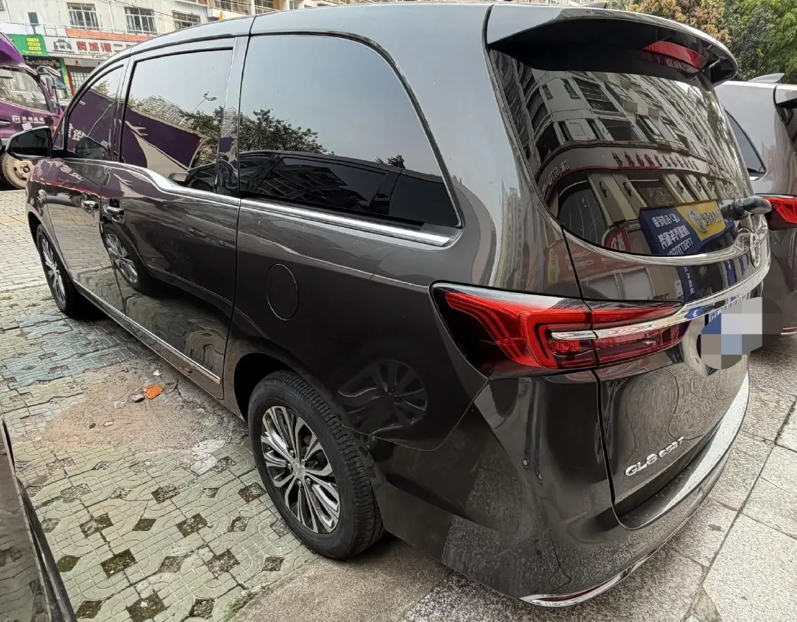 2021 Buick GL8 2.0T 237HP L4 9AT,autocango,china used car exporter,china ev exporter,chinese used car exporter,chinese used ev exporter