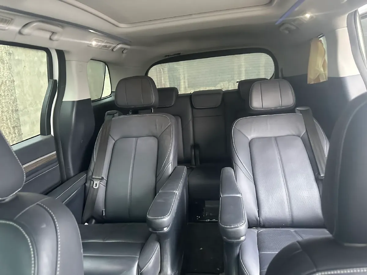 2023 GAC Trumpchi M8 2.0T 252HP L4 8AT,autocango,china used car exporter,china ev exporter,chinese used car exporter,chinese used ev exporter