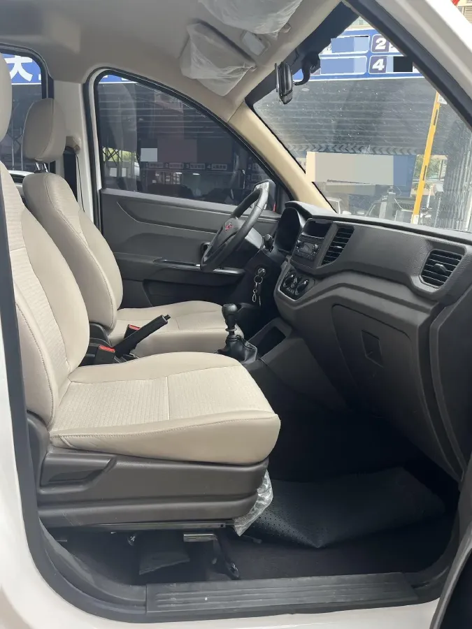 2022 JinBei Little Sea Lion X30 1.5L 102HP L4 5MT,autocango,china used car exporter,china ev exporter,chinese used car exporter,chinese used ev exporter