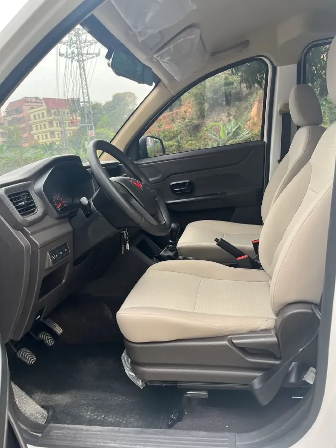 2022 JinBei Little Sea Lion X30 1.5L 102HP L4 5MT,autocango,china used car exporter,china ev exporter,chinese used car exporter,chinese used ev exporter