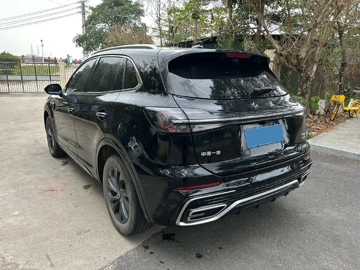 2023 HongQi HS5 2.0T 252HP L4 8AT,autocango,china used car exporter,china ev exporter,chinese used car exporter,chinese used ev exporter