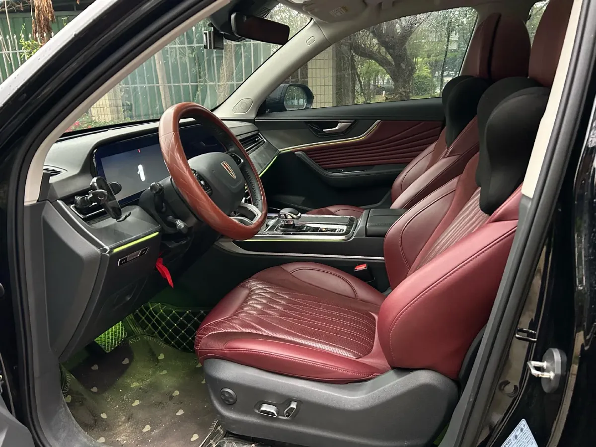 2023 HongQi HS5 2.0T 252HP L4 8AT,autocango,china used car exporter,china ev exporter,chinese used car exporter,chinese used ev exporter