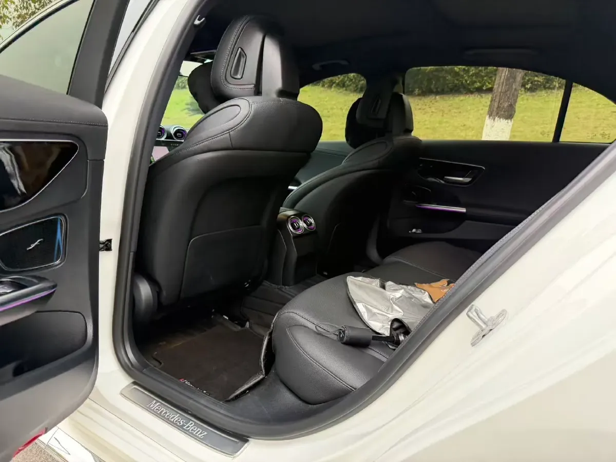 2024 Mercedes-Benz C Class 1.5T 204HP L4 9AT,autocango,china used car exporter,china ev exporter,chinese used car exporter,chinese used ev exporter