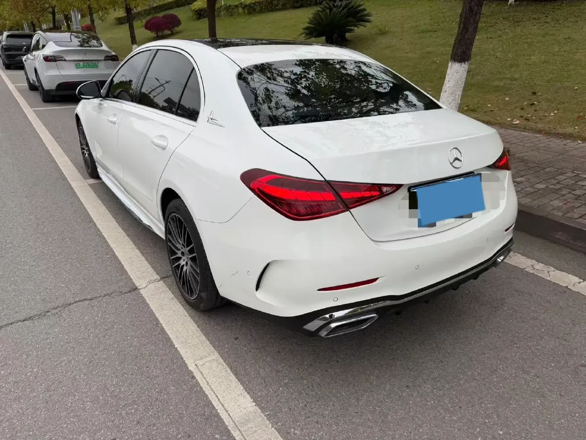 2024 Mercedes-Benz C Class 1.5T 204HP L4 9AT,autocango,china used car exporter,china ev exporter,chinese used car exporter,chinese used ev exporter