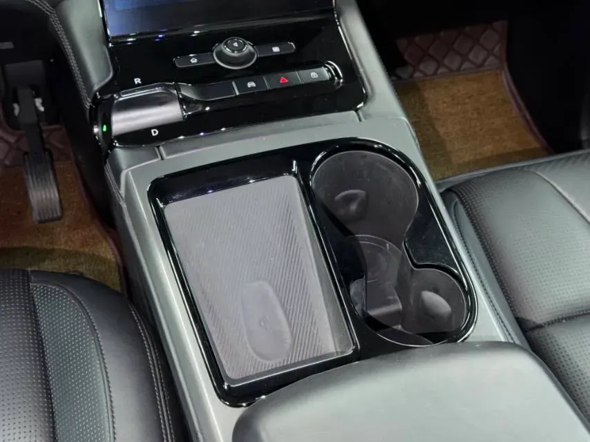 2018 NIO ES8 BEV 70KWH,autocango,china used car exporter,china ev exporter,chinese used car exporter,chinese used ev exporter