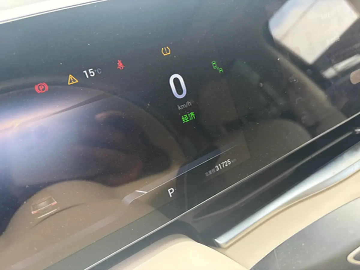 2024 Voyah Dream BEV 108.73KWH,autocango,china used car exporter,china ev exporter,chinese used car exporter,chinese used ev exporter