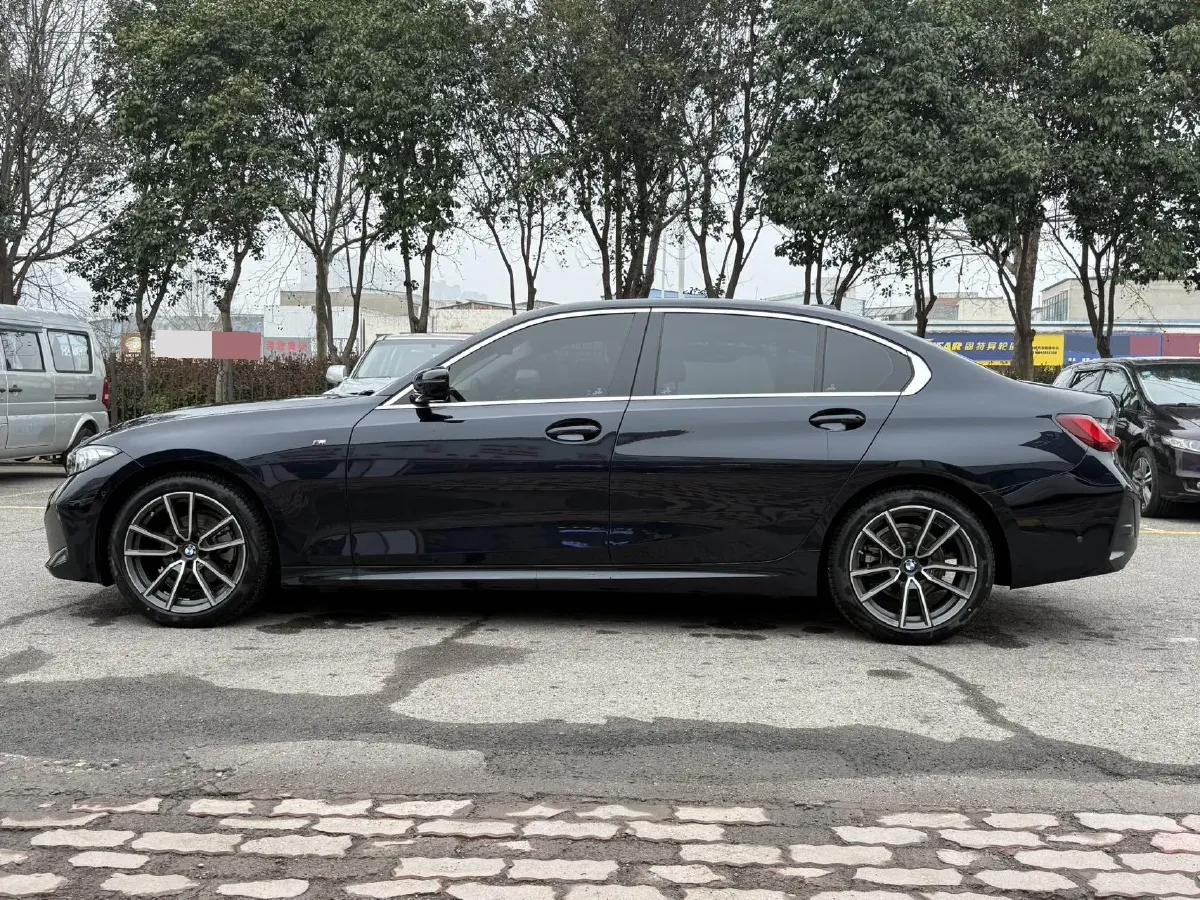 2024 BMW 3 Series 2.0T 184HP L4 8AT,autocango,china used car exporter,china ev exporter,chinese used car exporter,chinese used ev exporter