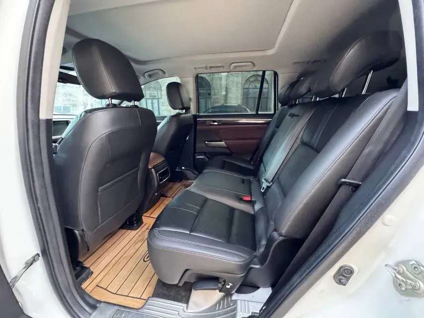 2017 GAC Trumpchi GS8 2.0T 201HP L4 6AT,autocango,china used car exporter,china ev exporter,chinese used car exporter,chinese used ev exporter