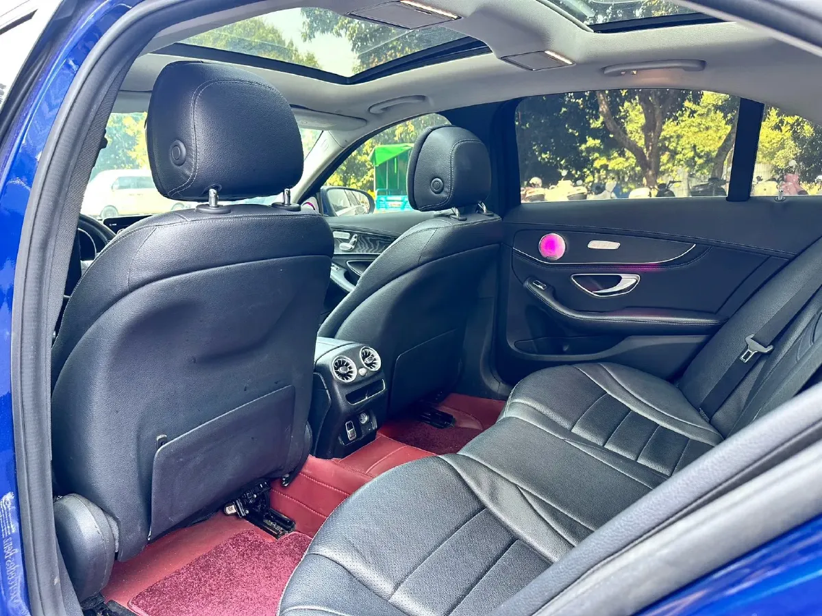 2020 Mercedes-Benz C Class 1.5T 184HP L4 9AT,autocango,china used car exporter,china ev exporter,chinese used car exporter,chinese used ev exporter