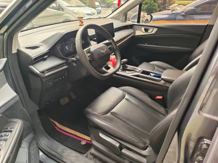 2022 WuLing KaiJie 1.5T 147HP L4 CVT,autocango,china used car exporter,china ev exporter,chinese used car exporter,chinese used ev exporter