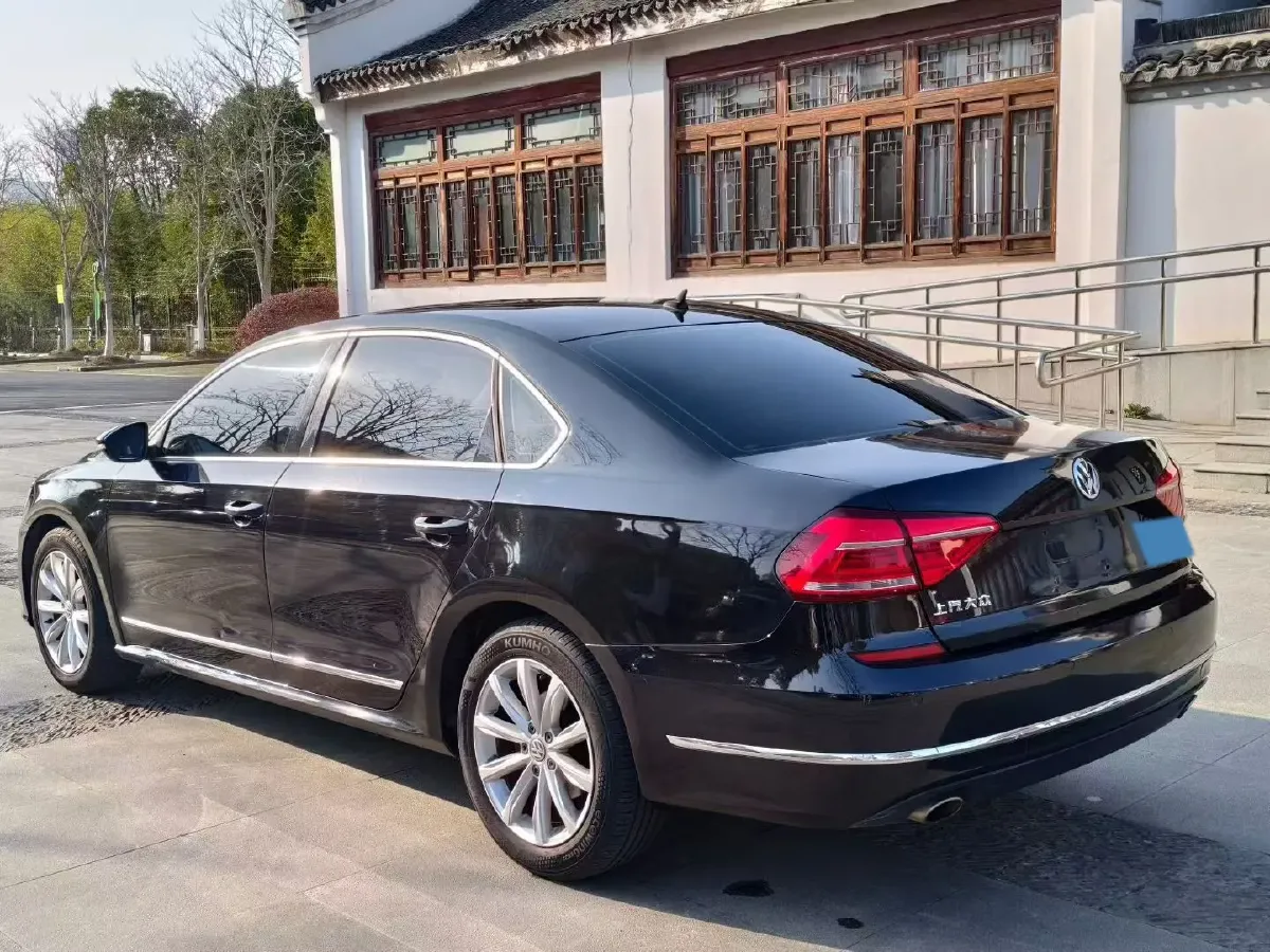 2017 Volkswagen Passat 1.8T 180HP L4 7DCT,autocango,china used car exporter,china ev exporter,chinese used car exporter,chinese used ev exporter
