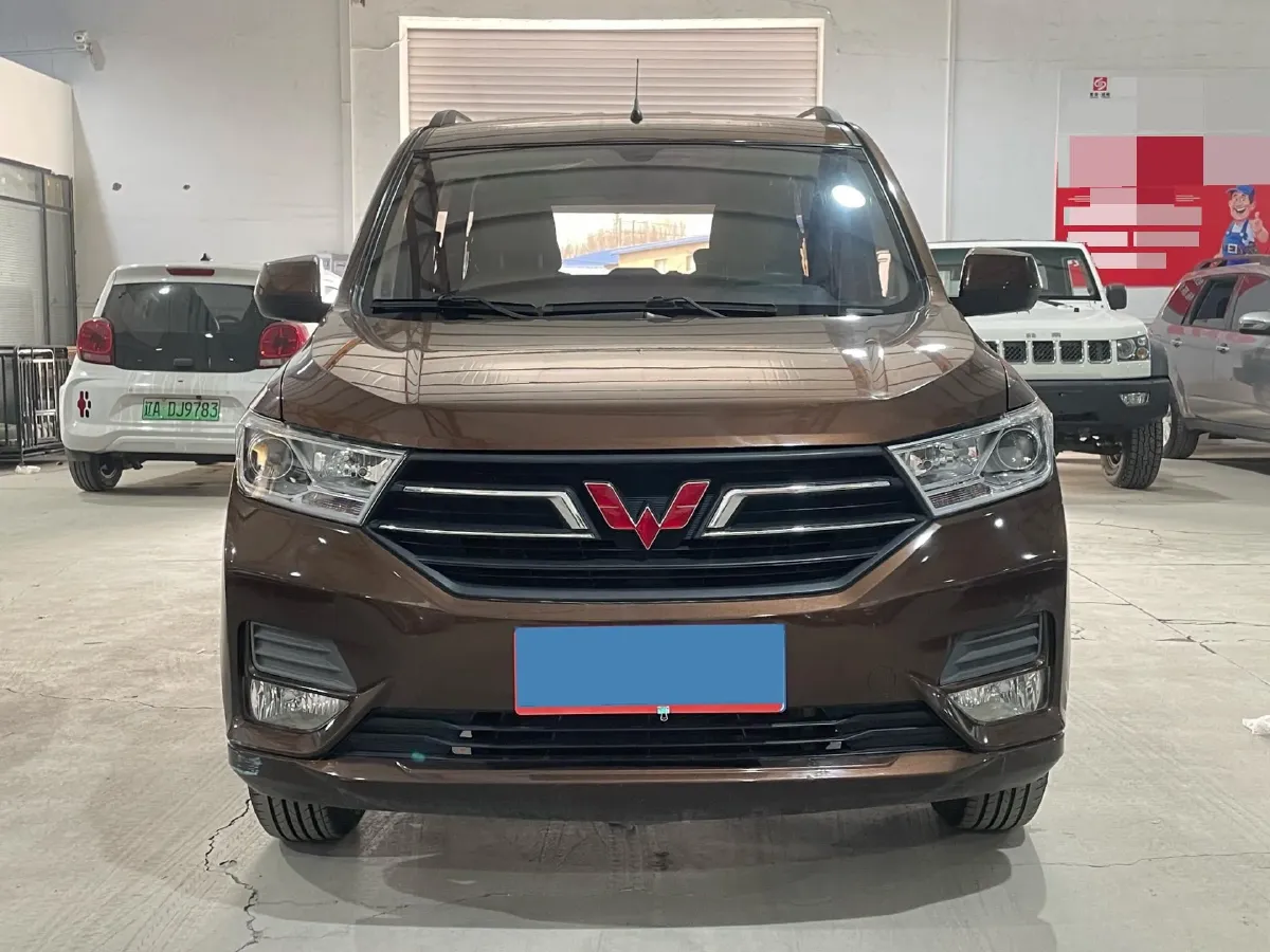 2019 WuLing HongGuang V 1.5L 99HP L4 6MT,autocango,china used car exporter,china ev exporter,chinese used car exporter,chinese used ev exporter