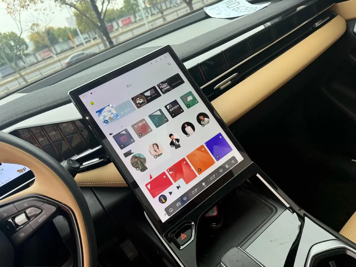 2023 Geely StarRay 1.5T 181HP L4 7DCT,autocango,china used car exporter,china ev exporter,chinese used car exporter,chinese used ev exporter