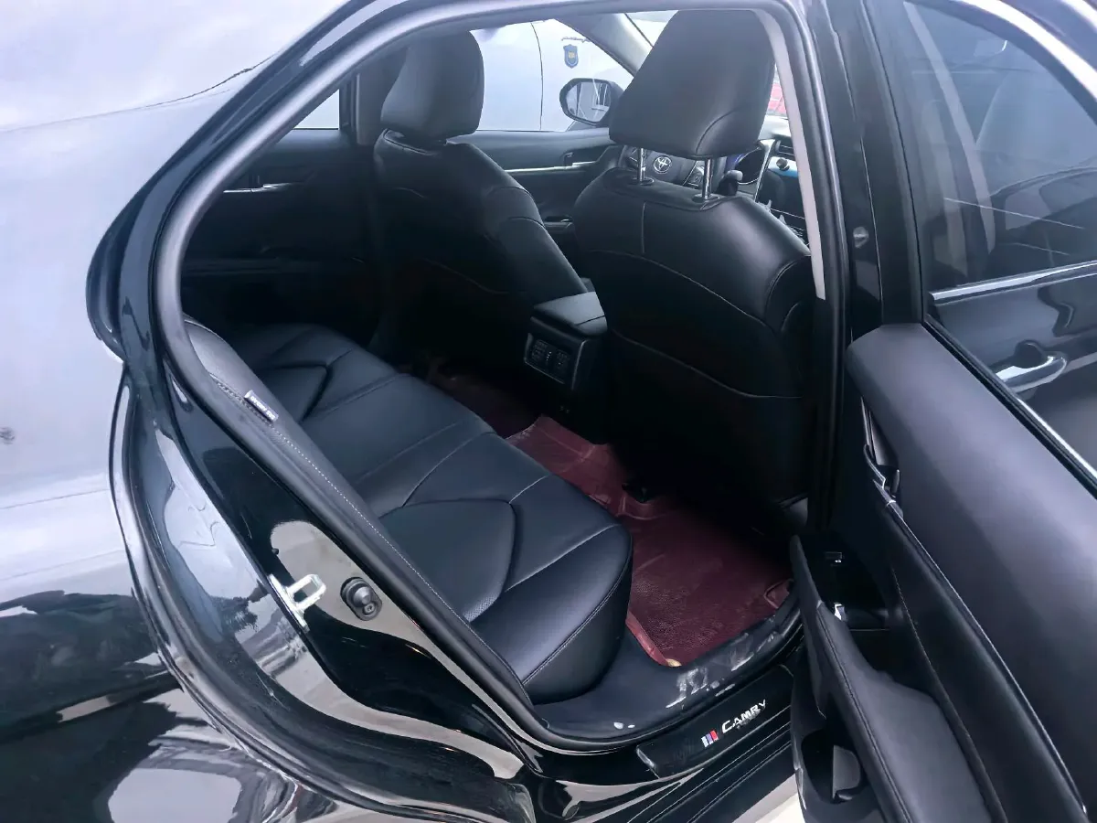 2019 Toyota Camry 2.5L 209HP L4 8AT,autocango,china used car exporter,china ev exporter,chinese used car exporter,chinese used ev exporter