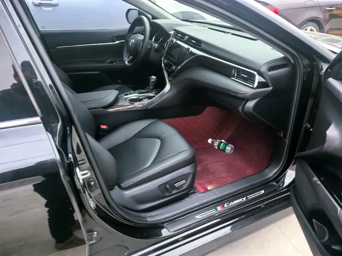 2019 Toyota Camry 2.5L 209HP L4 8AT,autocango,china used car exporter,china ev exporter,chinese used car exporter,chinese used ev exporter