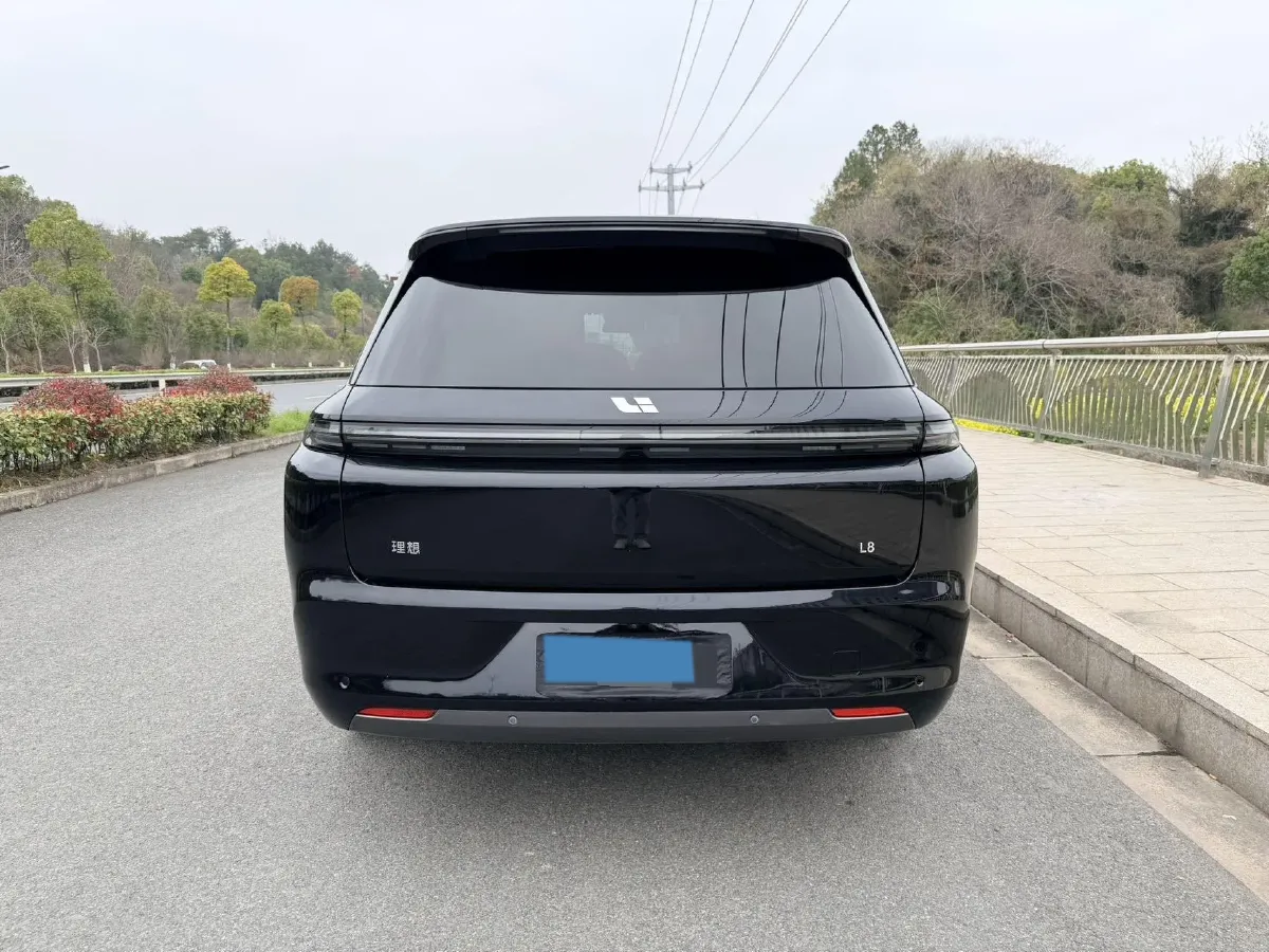 2023 Li L7 Range Extended 154HP REEV 40.9KWH,autocango,china used car exporter,china ev exporter,chinese used car exporter,chinese used ev exporter