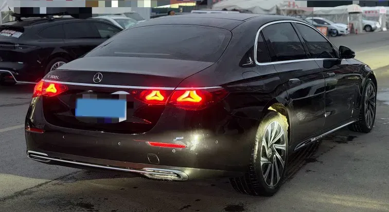 2024 Mercedes-Benz E Class 2.0T 258HP L4 9AT,autocango,china used car exporter,china ev exporter,chinese used car exporter,chinese used ev exporter