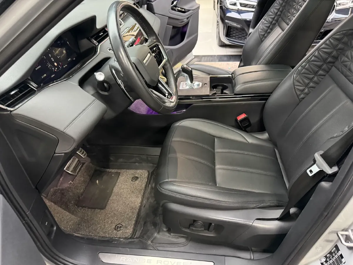 2022 Land Rover Range Rover Evoque 2.0T 249HP L4 9AT,autocango,china used car exporter,china ev exporter,chinese used car exporter,chinese used ev exporter