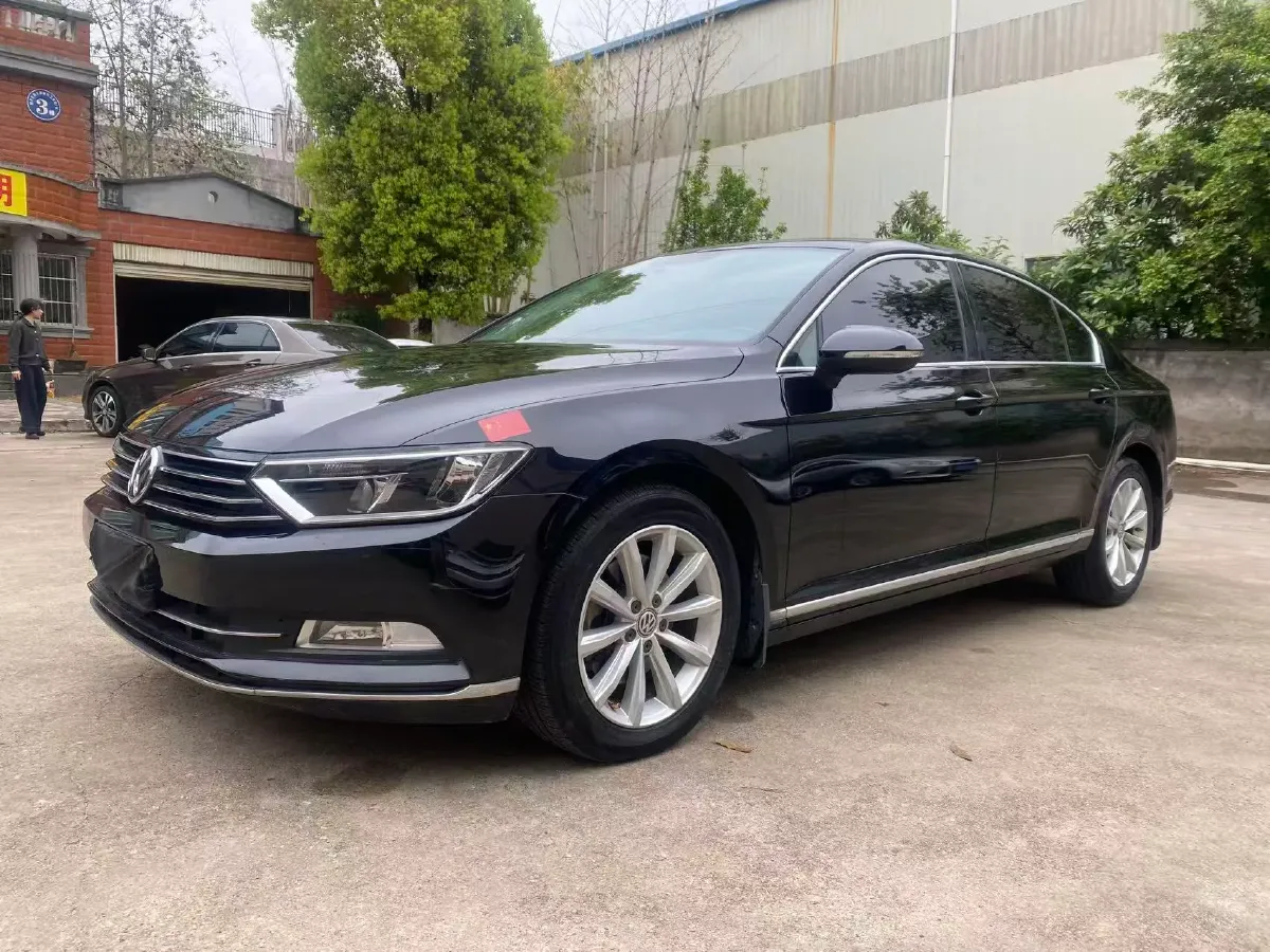 2018 Volkswagen Magotan 1.8T 180HP L4 7DCT,autocango,china used car exporter,china ev exporter,chinese used car exporter,chinese used ev exporter