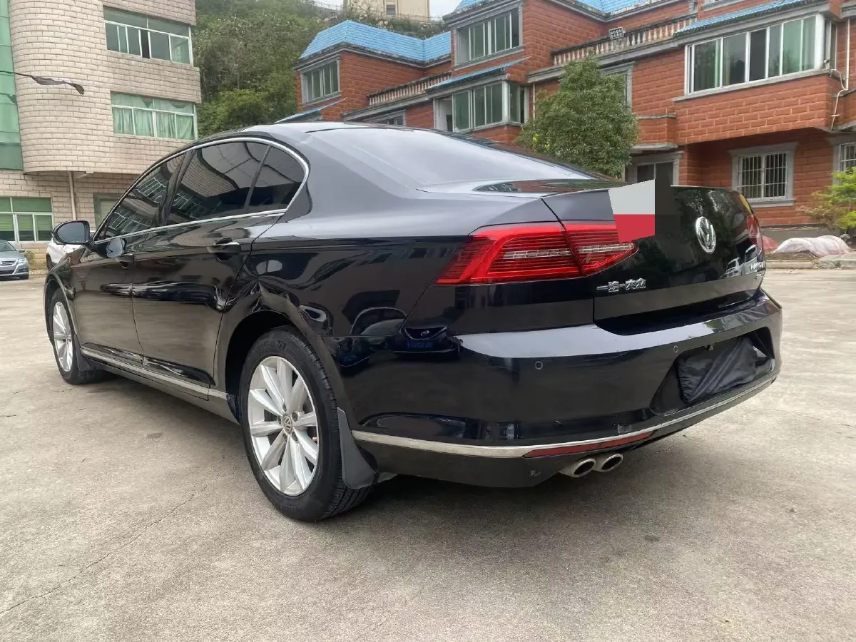 2018 Volkswagen Magotan 1.8T 180HP L4 7DCT,autocango,china used car exporter,china ev exporter,chinese used car exporter,chinese used ev exporter