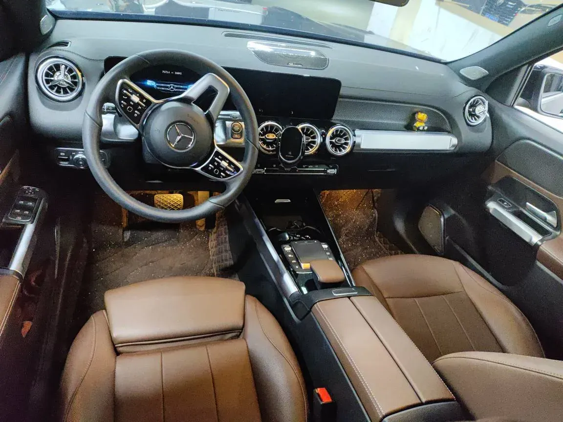 2023 Mercedes-Benz GLB Class 2.0T 190HP L4 8DCT,autocango,china used car exporter,china ev exporter,chinese used car exporter,chinese used ev exporter