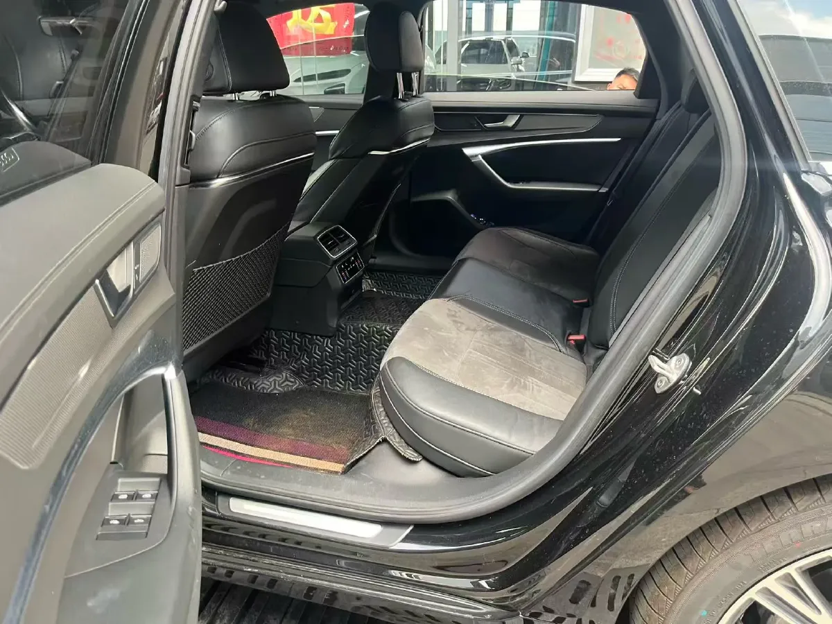 2019 Mercedes-Benz E Class 1.5T 184HP L4 9AT,autocango,china used car exporter,china ev exporter,chinese used car exporter,chinese used ev exporter