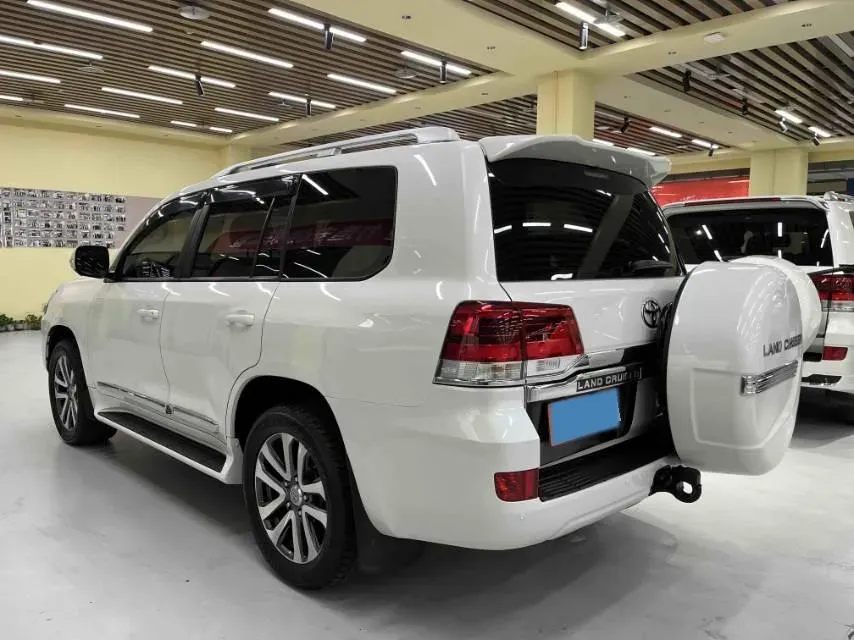 2019 Chevrolet Trax 1.0T 125HP L3 6AT,autocango,china used car exporter,china ev exporter,chinese used car exporter,chinese used ev exporter