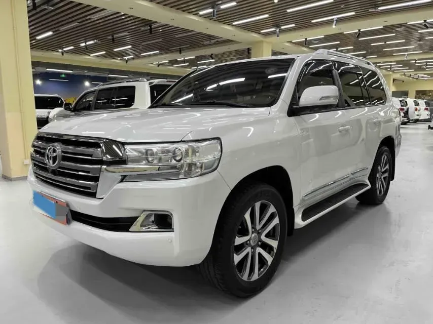 2019 Chevrolet Trax 1.0T 125HP L3 6AT,autocango,china used car exporter,china ev exporter,chinese used car exporter,chinese used ev exporter