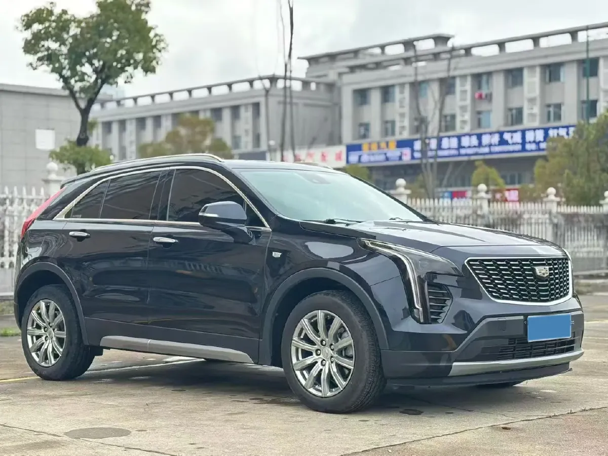 2022 Cadillac XT4 2.0T 237HP L4 9AT,autocango,china used car exporter,china ev exporter,chinese used car exporter,chinese used ev exporter