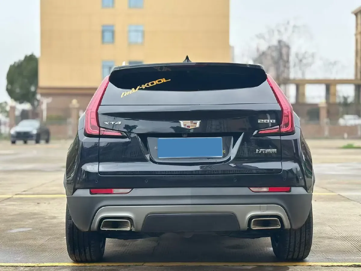 2022 Cadillac XT4 2.0T 237HP L4 9AT,autocango,china used car exporter,china ev exporter,chinese used car exporter,chinese used ev exporter