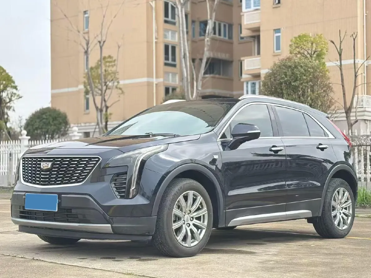 2022 Cadillac XT4 2.0T 237HP L4 9AT,autocango,china used car exporter,china ev exporter,chinese used car exporter,chinese used ev exporter