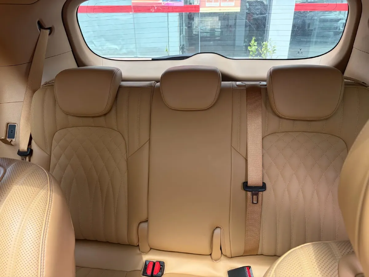 2022 Voyah Dream BEV 82KWH,autocango,china used car exporter,china ev exporter,chinese used car exporter,chinese used ev exporter