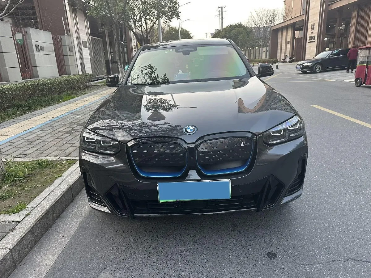 2022 BMW iX3 BEV 80KWH,autocango,china used car exporter,china ev exporter,chinese used car exporter,chinese used ev exporter