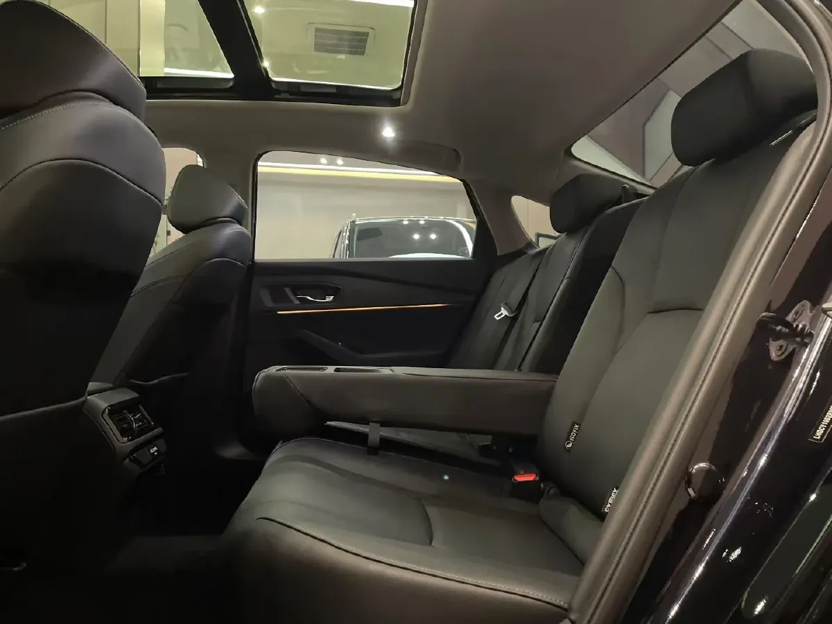 2023 Honda Accord 1.5T 192HP L4 CVT,autocango,china used car exporter,china ev exporter,chinese used car exporter,chinese used ev exporter