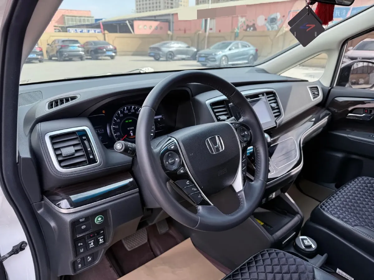 2018 Honda Odyssey 2.4L 186HP L4 CVT,autocango,china used car exporter,china ev exporter,chinese used car exporter,chinese used ev exporter