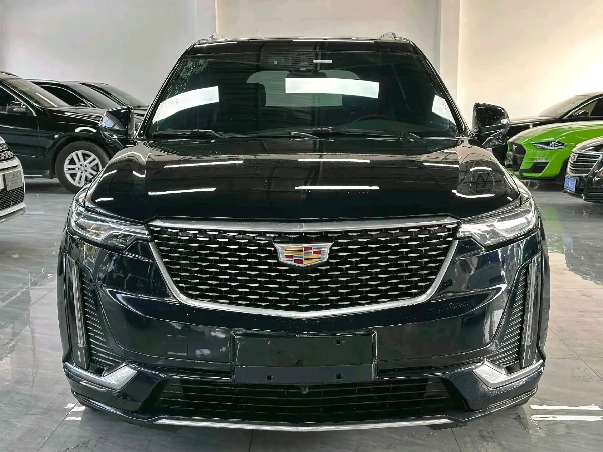 2021 Cadillac XT6 2.0T 237HP L4 9AT,autocango,china used car exporter,china ev exporter,chinese used car exporter,chinese used ev exporter