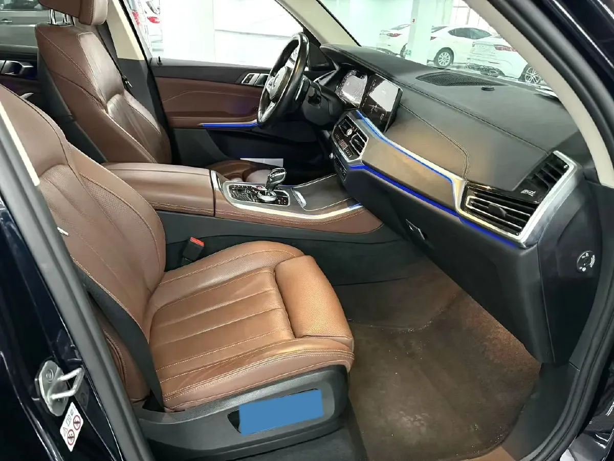 2021 BMW X5 3.0T 340HP L6 8AT,autocango,china used car exporter,china ev exporter,chinese used car exporter,chinese used ev exporter
