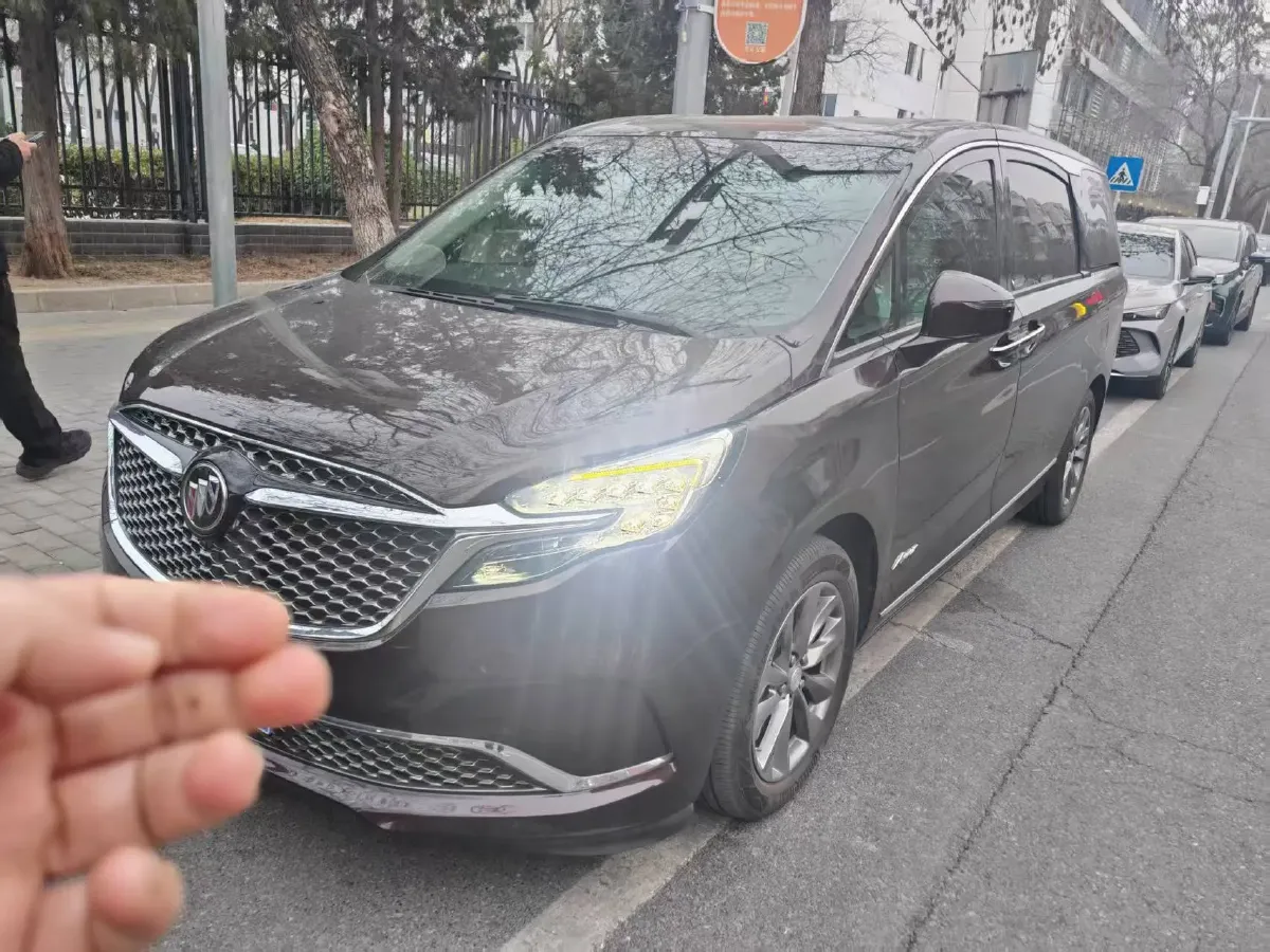 2020 Buick GL8 2.0T 237HP L4 9AT,autocango,china used car exporter,china ev exporter,chinese used car exporter,chinese used ev exporter