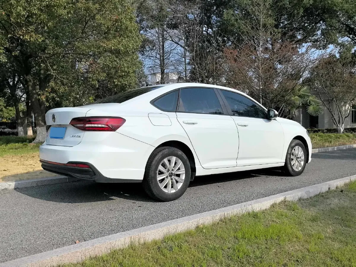 2023 Volkswagen Lavida 1.5L 110HP L4 6AT,autocango,china used car exporter,china ev exporter,chinese used car exporter,chinese used ev exporter