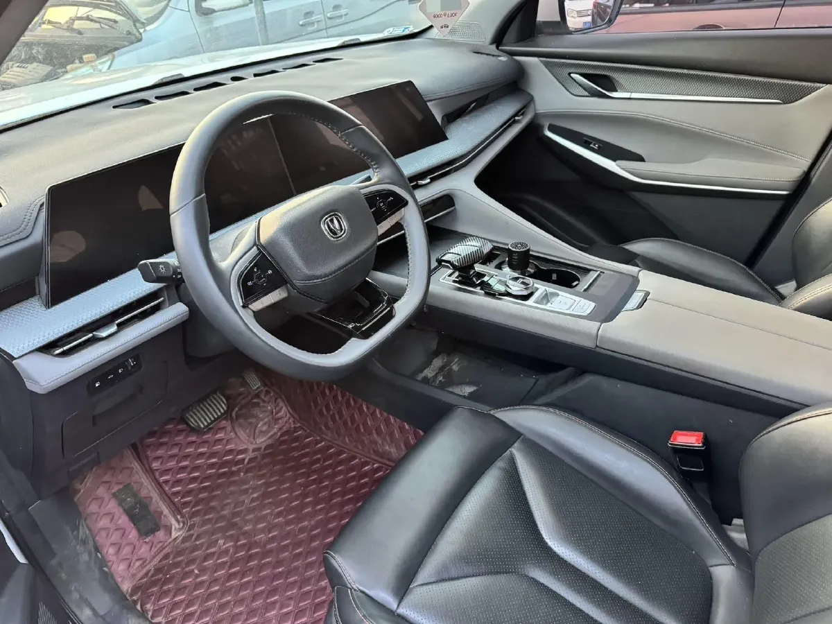 2022 ChangAn CS75 Plus 1.5T 188HP L4 8AT,autocango,china used car exporter,china ev exporter,chinese used car exporter,chinese used ev exporter