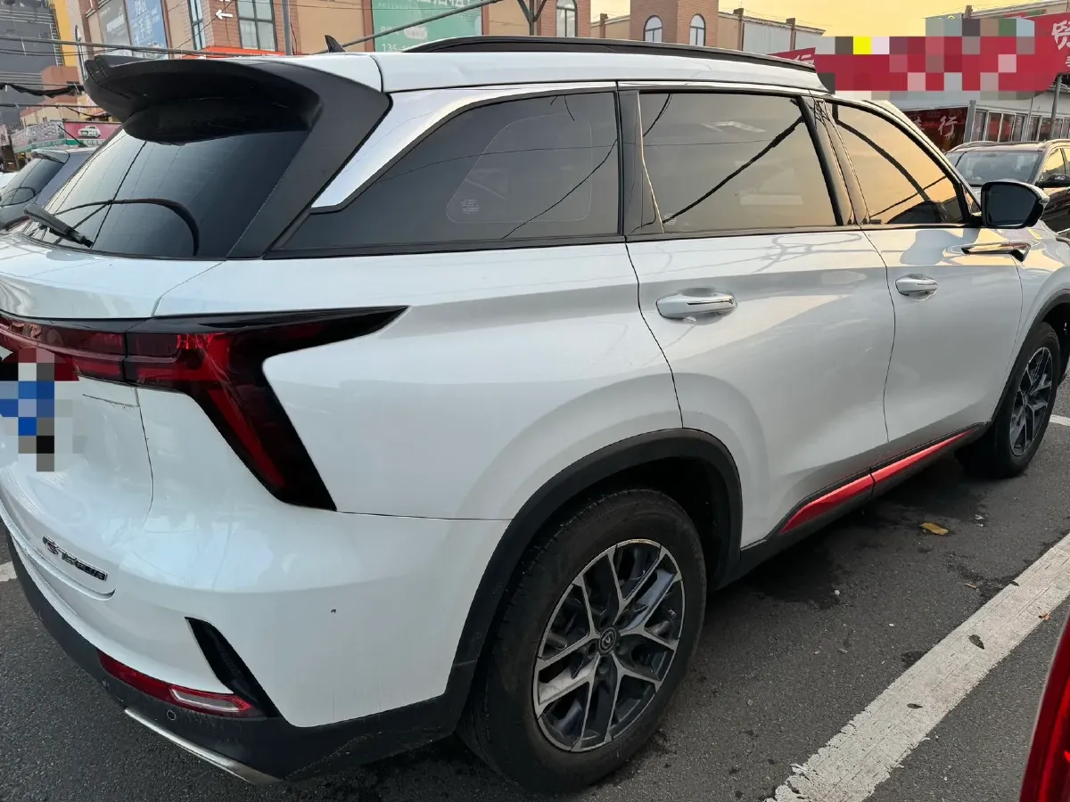 2022 ChangAn CS75 Plus 1.5T 188HP L4 8AT,autocango,china used car exporter,china ev exporter,chinese used car exporter,chinese used ev exporter
