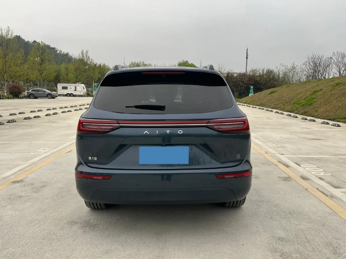 2024 AITO AITO M7 1.5T 152HP L4 REEV 42KWH,autocango,china used car exporter,china ev exporter,chinese used car exporter,chinese used ev exporter