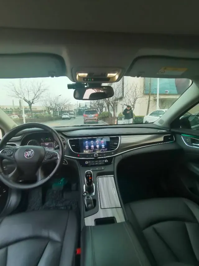 2021 Buick Larcosse 2.0T 237HP L4 9AT,autocango,china used car exporter,china ev exporter,chinese used car exporter,chinese used ev exporter