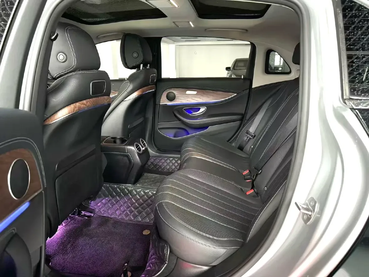 2020 Mercedes-Benz E Class 2.0T 258HP L4 9AT,autocango,china used car exporter,china ev exporter,chinese used car exporter,chinese used ev exporter