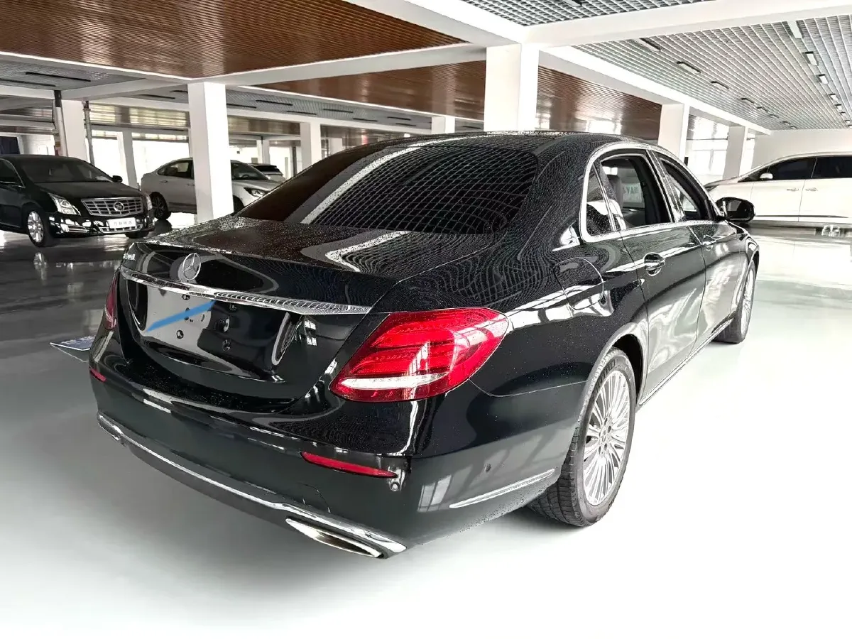 2020 Mercedes-Benz E Class 2.0T 258HP L4 9AT,autocango,china used car exporter,china ev exporter,chinese used car exporter,chinese used ev exporter